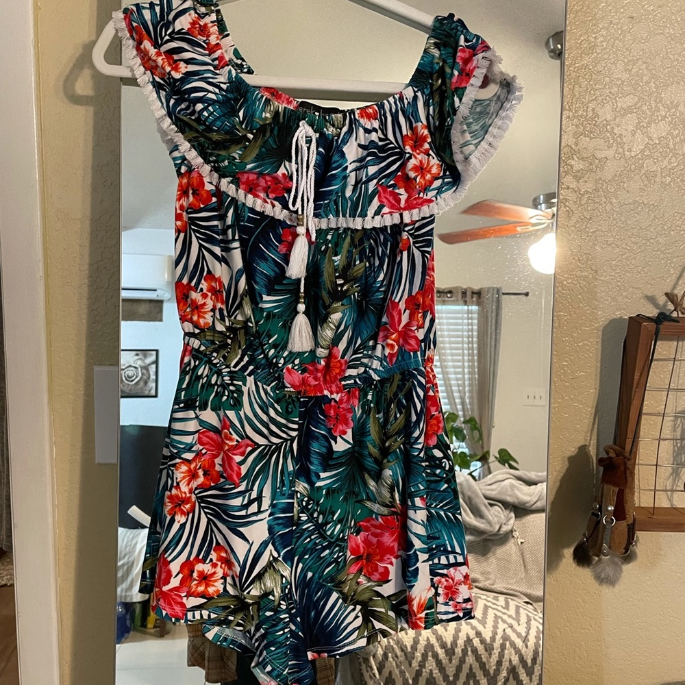 Rompers - Picture 4 of 5
